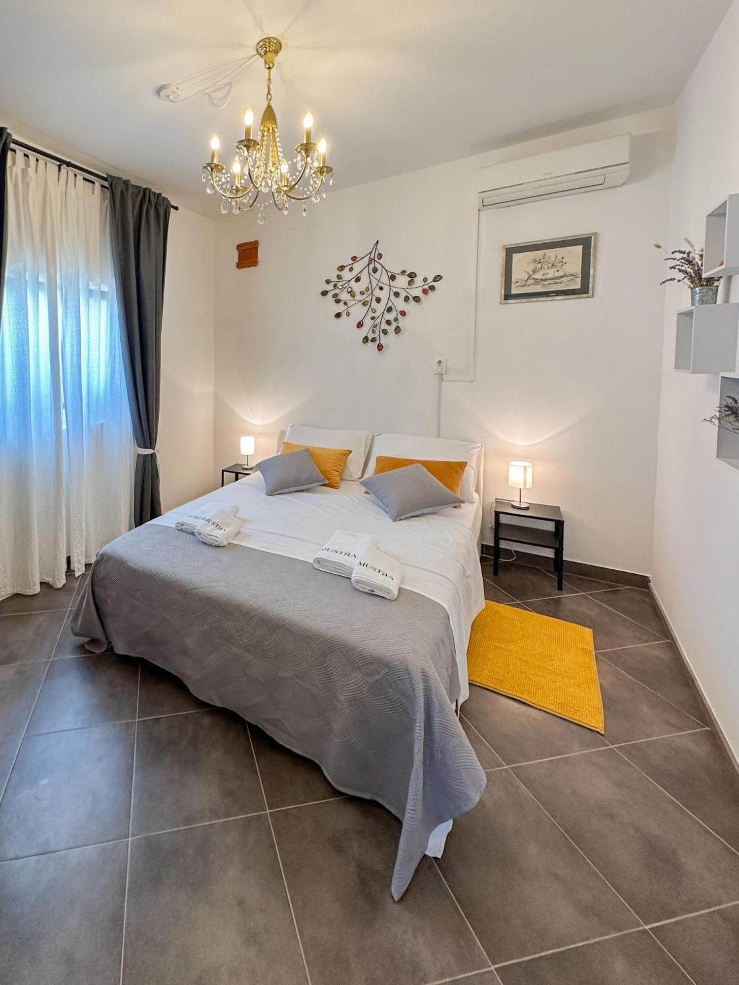 Mustra House Zadar - Private Pool & Sauna Екстериор снимка
